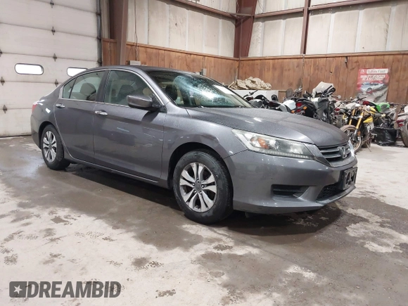 2014 Honda Accord LX z VIN 1HGCR2F32EA235082, wystawiony jako IAAI lot #42225758 z przebiegiem 132 832 mil mil oraz . Historia ofert i sprzedaży dostępna na DreamBid. Obrazek 1.