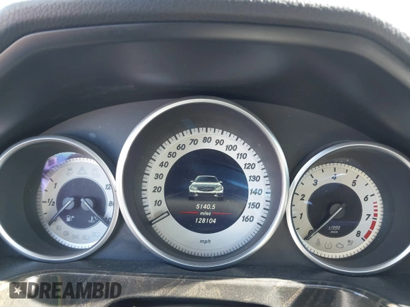 2014 Mercedes-Benz E 350 Sport with VIN WDDHF5KB1EA979547, listed as a IAAI auction lot 42000619 with 128,104 mi miles and . Bid and sale history available at carsss.com. Image 7.