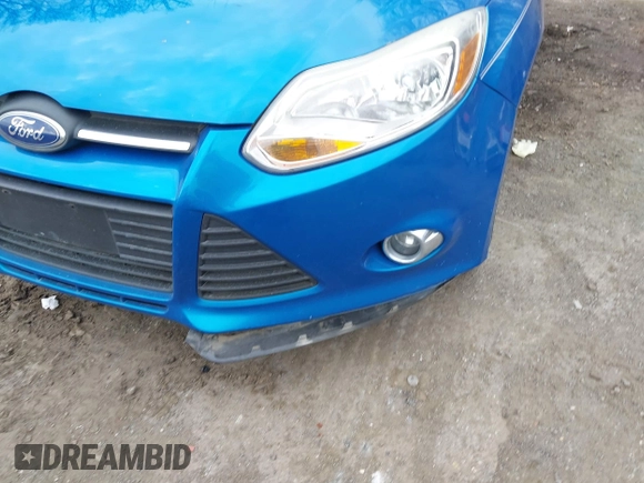 2012 Ford Focus SE with VIN 1FAHP3F26CL254085, listed as a IAAI auction lot 41901816 with 123,380 mi miles. Bid and sale history available at carsss.com. Image 6.