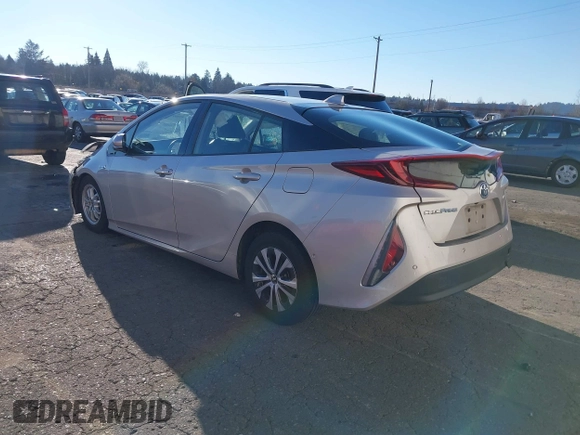 2020 Toyota Prius LE z VIN JTDKARFP6L3145576, wystawiony jako IAAI lot #41009752 z przebiegiem 35 375 mil mil oraz . Historia ofert i sprzedaży dostępna na DreamBid. Obrazek 3.