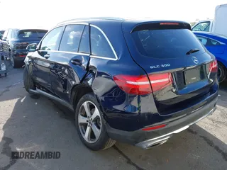 2019 Mercedes-Benz GLC with VIN WDC0G4JB6KF567472, listed as a IAAI auction lot 41691934 with 82,872 mi miles. Bid and sale history available at carsss.com. Image 3.