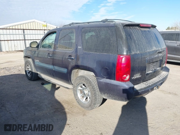 2007 GMC Yukon SLT with VIN 1GKFC13077R171888, listed as a IAAI auction lot 41332475 with 277,240 mi miles. Bid and sale history available at carsss.com. Image 3.
