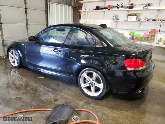 2009 BMW 1 Series 135i with VIN WBAUC735X9VK95095, listed as a Copart auction lot 41905345 with 119,565 mi miles and Salvage Title. Bid and sale history available at carsss.com. Image 2.