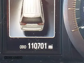 2017 Toyota Sienna XLE Auto Access Seat with VIN 5TDYZ3DCXHS814910, listed as a IAAI auction lot 41700845 with 110,701 mi miles and . Bid and sale history available at DreamBid. Image 15.