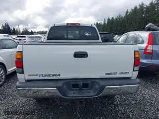 2001 Toyota Tundra Ltd with VIN 5TBBT48181S180372, listed as a IAAI auction lot 41749245 with 233,375 mi miles. Bid and sale history available at carsss.com. Image 16.