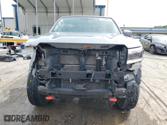 2022 Nissan Frontier SV z VIN 1N6ED1EK5NN631411, wystawiony jako Copart lot #57287645 z przebiegiem 25 027 mil mil oraz Szkoda całkowita • Salvage title. Historia ofert i sprzedaży dostępna na DreamBid. Obrazek 5.