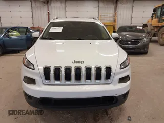 2017 Jeep Cherokee Latitude с VIN 1C4PJMCB2HW545464, выставлен на аукционе IAAI как лот 42043512 с пробегом 134 473 миль миль и . История ставок и продаж доступна на DreamBid. Изображение 12.