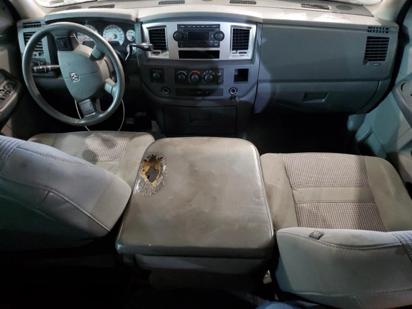 2009 Dodge Ram 2500 SLT with VIN 3D7KS28T99G501528, listed as a Copart auction lot 41564875 with 224,324 mi miles and Salvage Title. Bid and sale history available at carsss.com. Image 8.