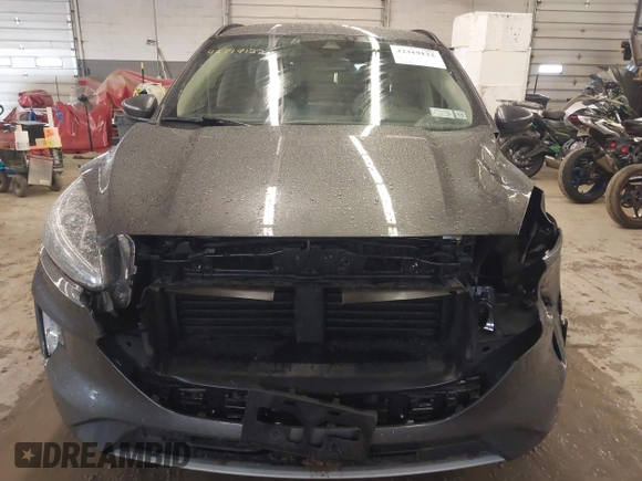2020 Ford Escape Titanium with VIN 1FMCU9J95LUA39338, listed as a IAAI auction lot 42319122 with 34,631 mi miles and . Bid and sale history available at DreamBid. Image 6.
