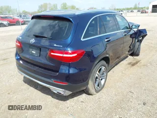 2019 Mercedes-Benz GLC 300 z VIN WDC0G4KB5KF626915, wystawiony jako IAAI lot #42100847 z przebiegiem 22 440 mil mil oraz . Historia ofert i sprzedaży dostępna na DreamBid. Obrazek 4.