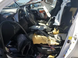 2018 Toyota RAV4 XLE with VIN 2T3RFREV8JW750032, listed as a Copart auction lot 53676475 with Not Provided miles and Salvage Title. Bid and sale history available at DreamBid. Image 7.