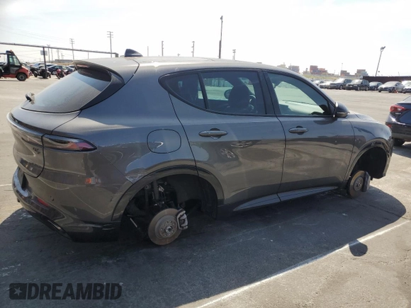 2024 Dodge Hornet R/T Plus with VIN ZACPDFDW8R3A09306, listed as a Copart auction lot 54002945 with 11,694 mi miles and Salvage title. Bid and sale history available at DreamBid. Image 3.