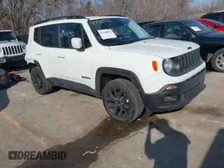2017 Jeep Renegade Latitude with VIN ZACCJBBB9HPG56028, listed as a IAAI auction lot 41780912 with 55,482 mi miles. Bid and sale history available at carsss.com. Image 1.