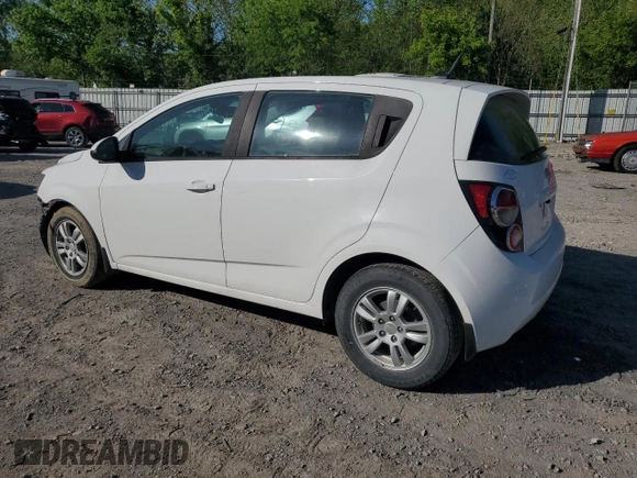 2012 Chevrolet Sonic LS z VIN 1G1JA6SH5C4208565, wystawiony jako Copart lot #56193405 z przebiegiem 53 236 mil mil oraz Szkoda całkowita • Salvage title. Historia ofert i sprzedaży dostępna na DreamBid. Obrazek 2.