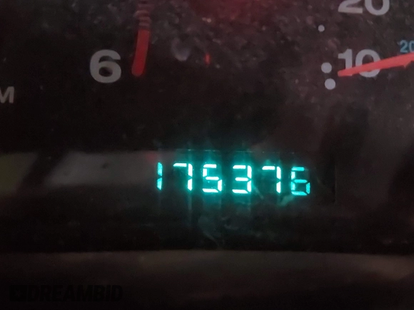 2003 Jeep Wrangler X z VIN 1J4FA39S43P339234, wystawiony jako IAAI lot #41329654 z przebiegiem 175 376 mil mil oraz . Historia ofert i sprzedaży dostępna na DreamBid. Obrazek 15.