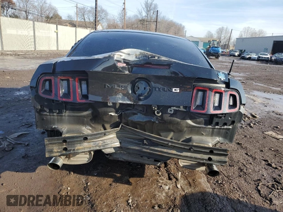 2014 Ford Mustang V6 with VIN 1ZVBP8AMXE5202517, listed as a Copart auction lot 86429194 with 174,731 mi miles and Clean title. Bid and sale history available at DreamBid. Image 6.