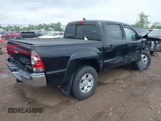 2015 Toyota Tacoma z VIN 3TMLU4EN1FM203143, wystawiony jako IAAI lot #42445912 z przebiegiem 57 444 mil mil oraz . Historia ofert i sprzedaży dostępna na DreamBid. Obrazek 4.