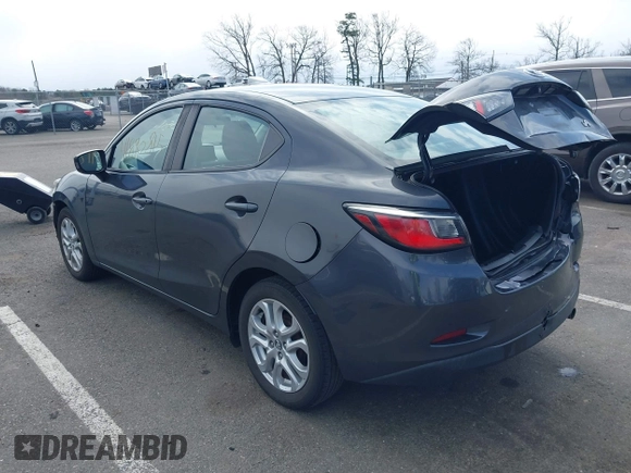 2018 Toyota Yaris with VIN 3MYDLBYV2JY321213, listed as a IAAI auction lot 41890815 with 94,089 mi miles and . Bid and sale history available at DreamBid. Image 3.