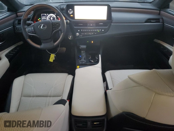2024 Lexus ES 300h Luxury with VIN 58AEA1C11RU039414, listed as a Copart auction lot 86206254 with 5,009 mi miles and Salvage title. Bid and sale history available at DreamBid. Image 8.