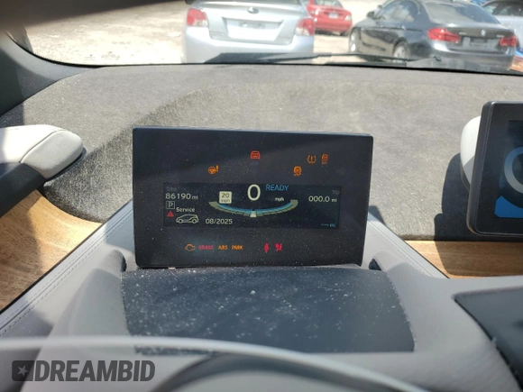 2014 BMW i3 с VIN WBY1Z4C57EV277133, выставлен на аукционе Copart как лот 53901285 с пробегом 86 190 миль миль и Списание • Salvage title. История ставок и продаж доступна на DreamBid. Изображение 9.