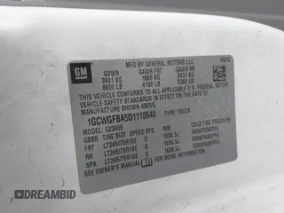 2013 Chevrolet Express Cargo z VIN 1GCWGFBA5D1110640, wystawiony jako IAAI lot #42177906 z przebiegiem 204 672 mil mil oraz . Historia ofert i sprzedaży dostępna na DreamBid. Obrazek 9.