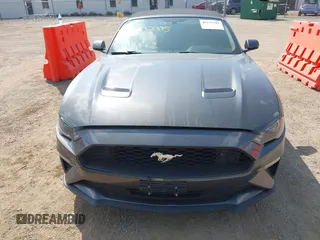 2018 Ford Mustang EcoBoost Premium with VIN 1FATP8UHXJ5117800, listed as a IAAI auction lot 42232395 with 54,632 mi miles and . Bid and sale history available at DreamBid. Image 6.