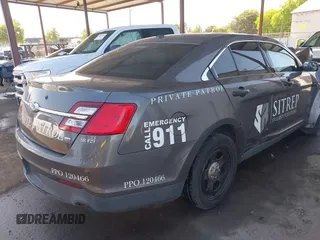 2015 Ford Police Interceptor с VIN 1FAHP2MK6FG175977, выставлен на аукционе IAAI как лот 41992411 с пробегом 157 029 миль миль и . История ставок и продаж доступна на DreamBid. Изображение 4.