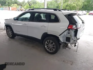 2022 Jeep Cherokee Latitude Lux z VIN 1C4PJLMXXND501689, wystawiony jako IAAI lot #42401720 z przebiegiem 34 037 mil mil oraz . Historia ofert i sprzedaży dostępna na DreamBid. Obrazek 3.