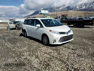 2019 Toyota Sienna XLE Auto Access Seat with VIN 5TDYZ3DC5KS976483, listed as a Copart auction lot 47670555 with 129,331 mi miles and Clean Title. Bid and sale history available at carsss.com. Image 12.