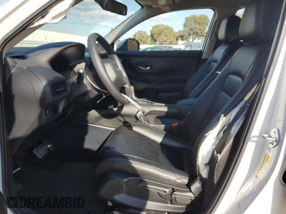 2024 Honda HR-V LX with VIN 3CZRZ1H37RM717226, listed as a Copart auction lot 43213535 with 17,593 mi miles and Salvage Title. Bid and sale history available at carsss.com. Image 7.