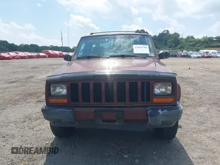 2000 Jeep Cherokee z VIN 1J4FF48S1YL256206, wystawiony jako IAAI lot #42835740 z przebiegiem 131 864 mil mil oraz . Historia ofert i sprzedaży dostępna na DreamBid. Obrazek 6.