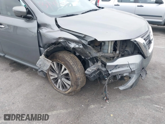 2017 Nissan Pathfinder S with VIN 5N1DR2MN0HC658402, listed as a IAAI auction lot 41857093 with 142,070 mi miles and . Bid and sale history available at DreamBid. Image 6.