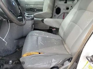 2013 Ford Econoline Passenger XL z VIN 1FBSS3BL5DDA49371, wystawiony jako IAAI lot #42520998 z przebiegiem 62 763 mil mil oraz . Historia ofert i sprzedaży dostępna na DreamBid. Obrazek 12.