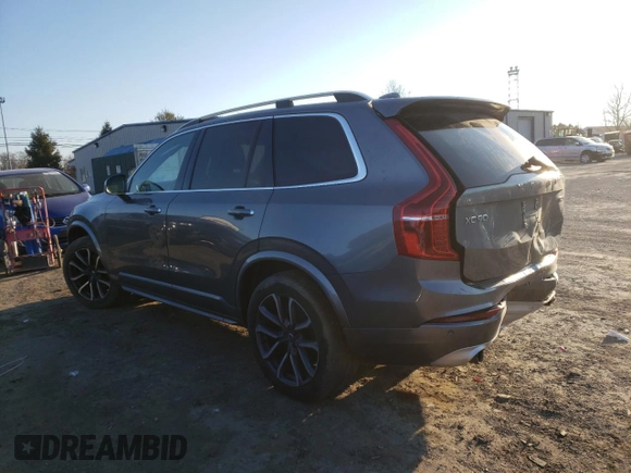 2018 Volvo XC90 Momentum with VIN YV4102XK3J1191879, listed as a Copart auction lot 39257523 with 28,551 mi miles. Bid and sale history available at carsss.com. Image 2.