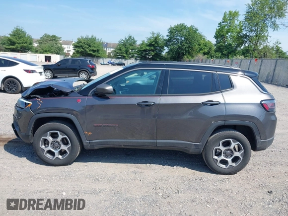 2022 Jeep Compass Trailhawk with VIN 3C4NJDDB9NT160748, listed as a IAAI auction lot 42589269 with 53,092 mi miles and . Bid and sale history available at DreamBid. Image 14.
