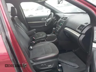 2018 Ford Explorer XLT z VIN 1FM5K7D87JGA87814, wystawiony jako IAAI lot #42393275 z przebiegiem 39 672 mil mil oraz . Historia ofert i sprzedaży dostępna na DreamBid. Obrazek 5.