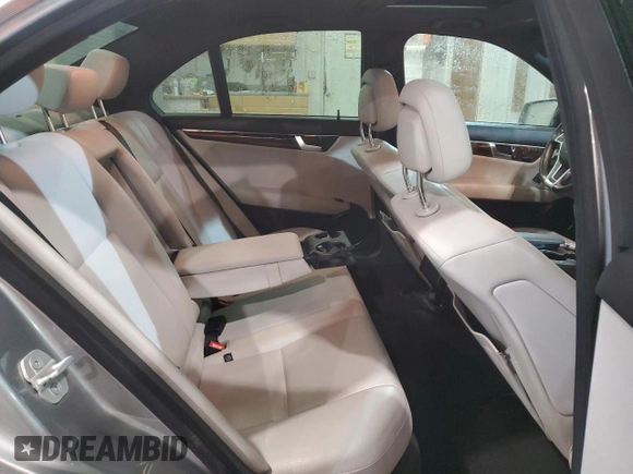 2013 Mercedes-Benz C 250 Sport with VIN WDDGF4HBXDA853389, listed as a Copart auction lot 44397534 with 102,521 mi miles and Clean title. Bid and sale history available at DreamBid. Image 10.