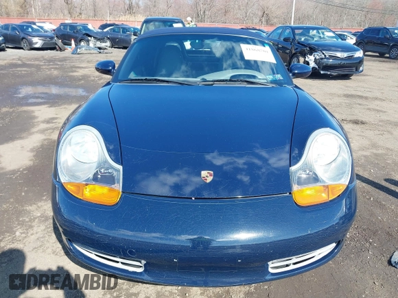 2001 Porsche Boxster z VIN WP0CA29861S620159, wystawiony jako IAAI lot #41868701 z przebiegiem 38 776 mil mil oraz . Historia ofert i sprzedaży dostępna na DreamBid. Obrazek 12.