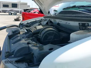 2020 Chevrolet Express Cargo с VIN 1GCWGBFG0L1152641, выставлен на аукционе IAAI как лот 43173212 с пробегом 55 953 миль миль и . История ставок и продаж доступна на DreamBid. Изображение 18.