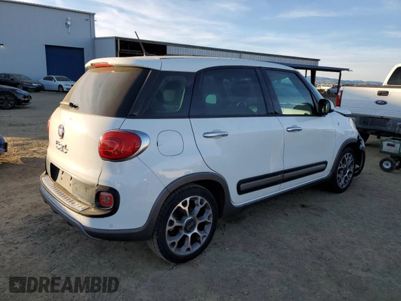 2014 FIAT 500L Trekking with VIN ZFBCFADH3EZ003868, listed as a Copart auction lot 88473055 with 102,132 mi miles and Salvage Title. Bid and sale history available at DreamBid. Image 3.