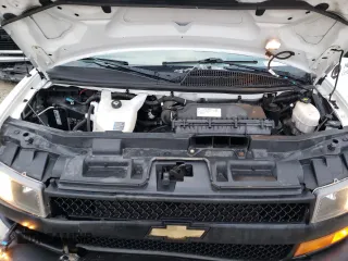 2019 Chevrolet Express Cargo с VIN 1GCWGAFPXK1143678, выставлен на аукционе Copart как лот 88565115 с пробегом 89 352 миль миль и Списание • Salvage title. История ставок и продаж доступна на DreamBid. Изображение 12.