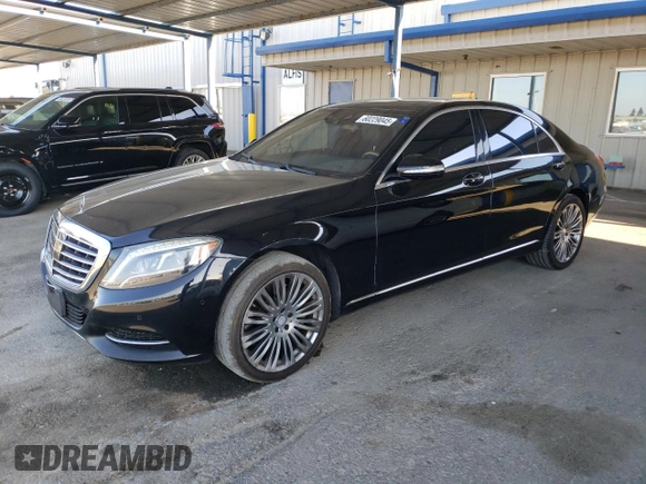 2015 Mercedes-Benz S 550 z VIN WDDUG8CBXFA142213, wystawiony jako Copart lot #60229045 z przebiegiem 102 554 mil mil oraz Czysty tytuł • Clean title. Historia ofert i sprzedaży dostępna na DreamBid. Obrazek 1.