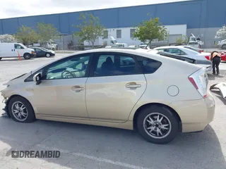 2010 Toyota Prius II with VIN JTDKN3DU1A0131920, listed as a IAAI auction lot 41905953 with 250,270 mi miles. Bid and sale history available at carsss.com. Image 15.