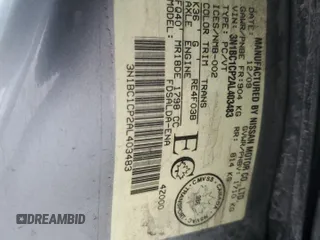 2010 Nissan Versa S z VIN 3N1BC1CP2AL403483, wystawiony jako Copart lot #46394465 z przebiegiem 270 270 mil mil oraz Szkoda całkowita • Salvage title. Historia ofert i sprzedaży dostępna na DreamBid. Obrazek 12.