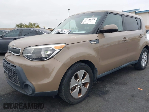 2014 Kia Soul with VIN KNDJN2A22E7092910, listed as a IAAI auction lot 42105254 with 81,246 mi miles. Bid and sale history available at carsss.com. Image 2.
