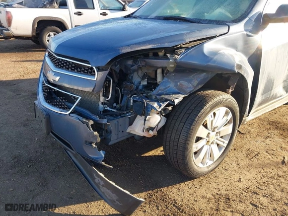 2011 Chevrolet Equinox LT w/1LT with VIN 2CNFLDE5XB6392553, listed as a IAAI auction lot 41445560 with 150,208 mi miles. Bid and sale history available at carsss.com. Image 6.