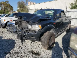 2019 Ram 2500 Tradesman z VIN 3C6UR5CJ1KG595147, wystawiony jako Copart lot #46857445 z przebiegiem 152 434 mil mil oraz Nie do naprawy • Non repairable. Historia ofert i sprzedaży dostępna na DreamBid. Obrazek 1.