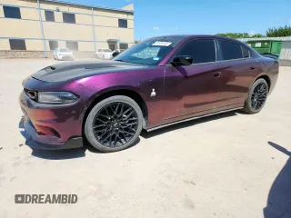 2019 Dodge Charger SXT with VIN 2C3CDXBG7KH745139, listed as a Copart auction lot 61650435 with 83,102 mi miles and Salvage title. Bid and sale history available at DreamBid. Image 1.