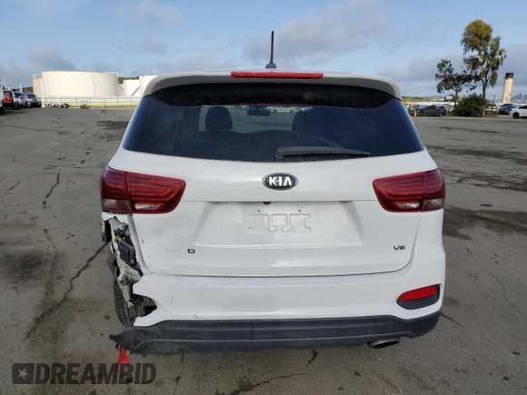 2019 Kia Sorento LX V6 with VIN 5XYPGDA52KG560725, listed as a Copart auction lot 50546895 with 134,980 mi miles and Salvage Title. Bid and sale history available at carsss.com. Image 6.