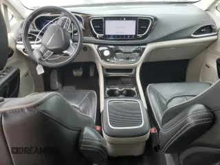 2022 Chrysler Pacifica Limited with VIN 2C4RC1GG9NR104524, listed as a Copart auction lot 54826355 with 57,709 mi miles and Salvage title. Bid and sale history available at DreamBid. Image 8.